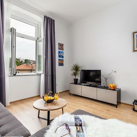 Appartement Apartman Deark à Rijeka Extérieur photo
