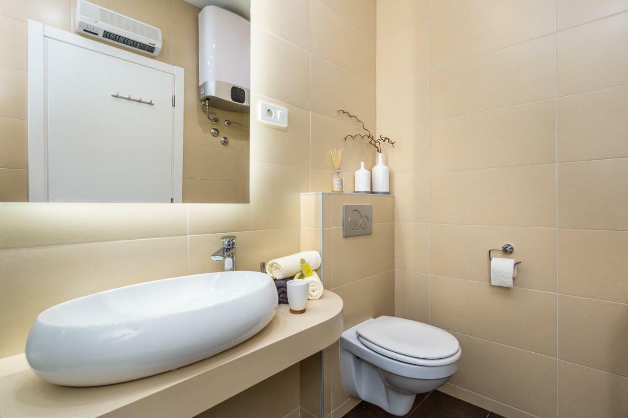Appartement Apartman Deark à Rijeka Extérieur photo