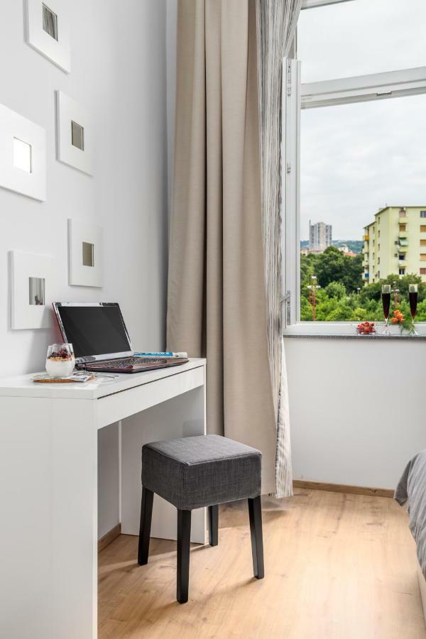Appartement Apartman Deark à Rijeka Extérieur photo
